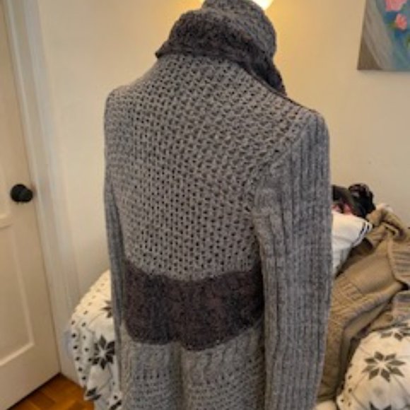 CABI GORGEOUS EUC CARDIGAN 100% COTTON NWOT - Picture 6 of 13